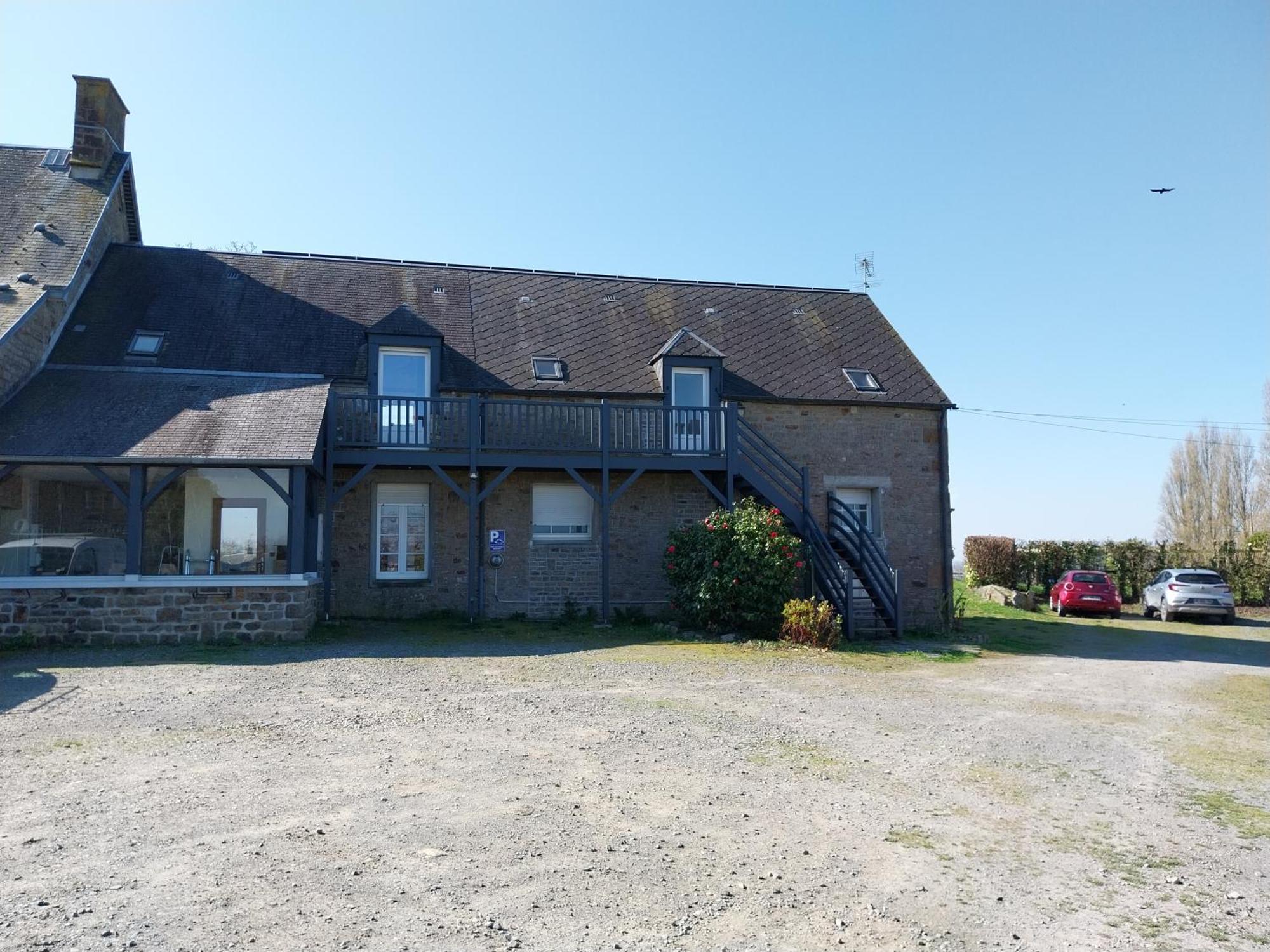 Maison Face Au Mont Avec Exterieur 阿夫朗什 外观 照片